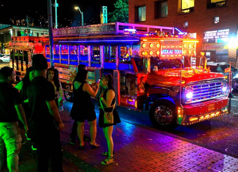 Tour en chiva rumbera Medellín